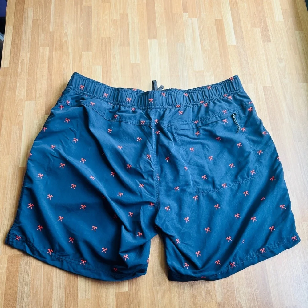 North face men's swim trunks size XL golf theme blue and red